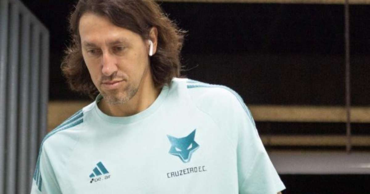 Cássio se prepara para cirurgia no joelho esquerdo após lesão preocupante