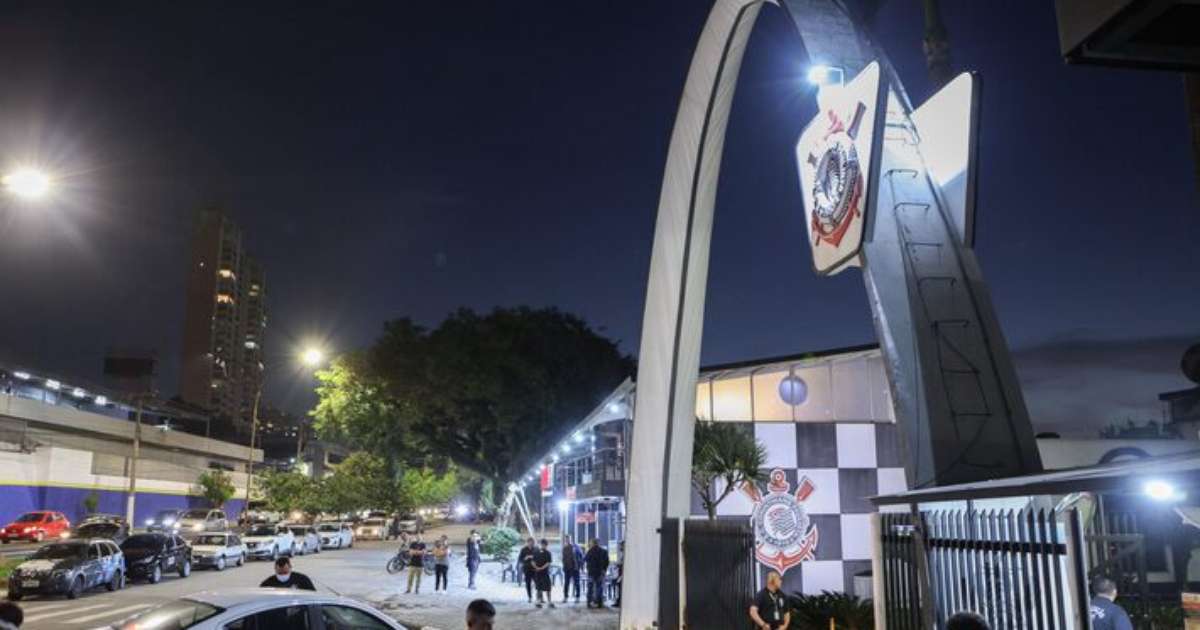 Corinthians sob investigação: MP analisa gastos de Andrés e Duílio