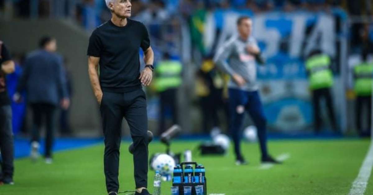 Luís Castro Reflete sobre Empate na Arena: Grêmio em Fase de Reestruturação