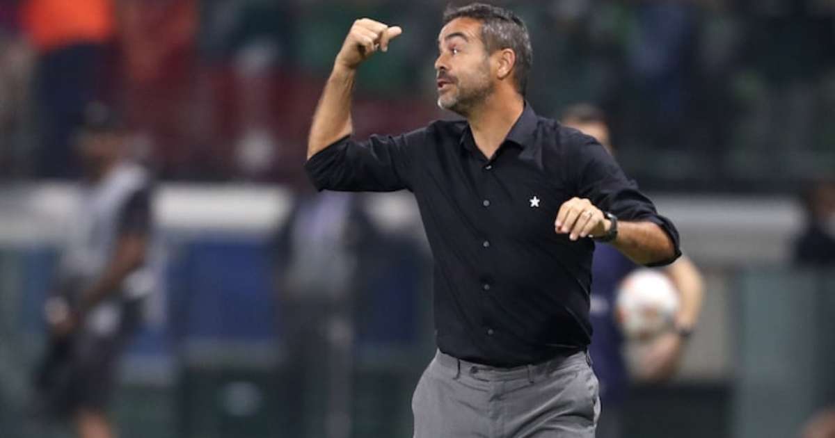 Cruzeiro fecha acordo salarial com Artur Jorge e avança nas negociações para a nova comissão técnica