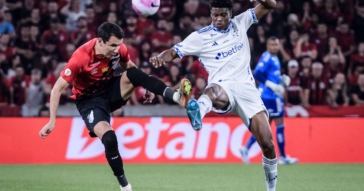 Atlético busca reverter má fase no Brasileirão diante do Cruzeiro