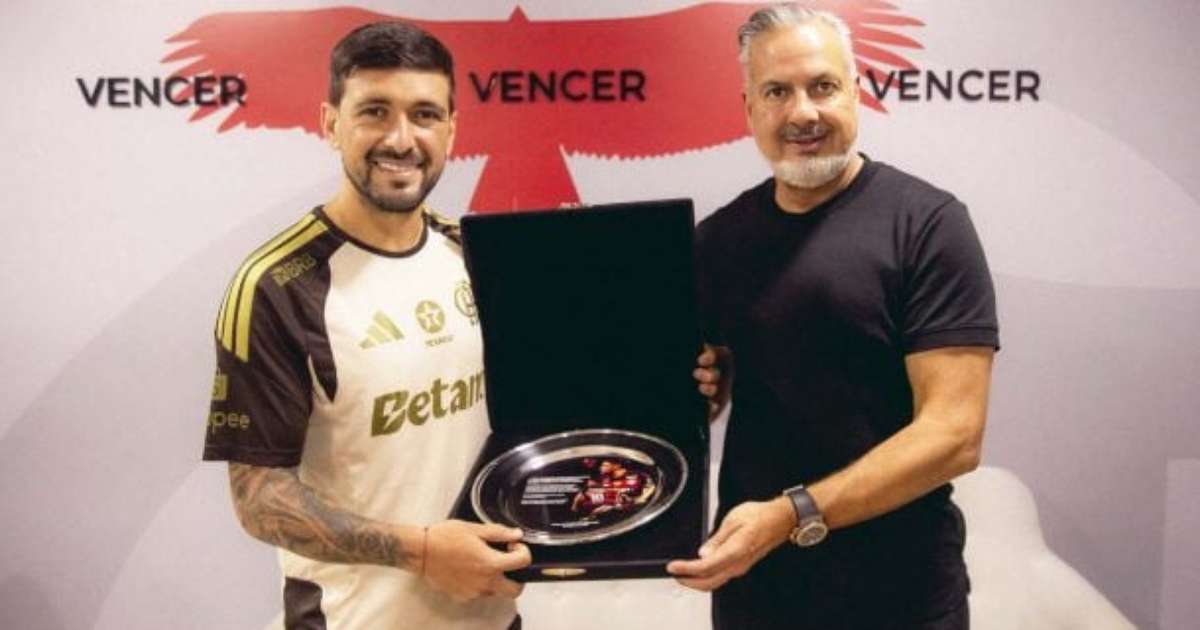 De Arrascaeta Alcance a Marca Histórica: Flamengo Celebra 100 Gols do Craque