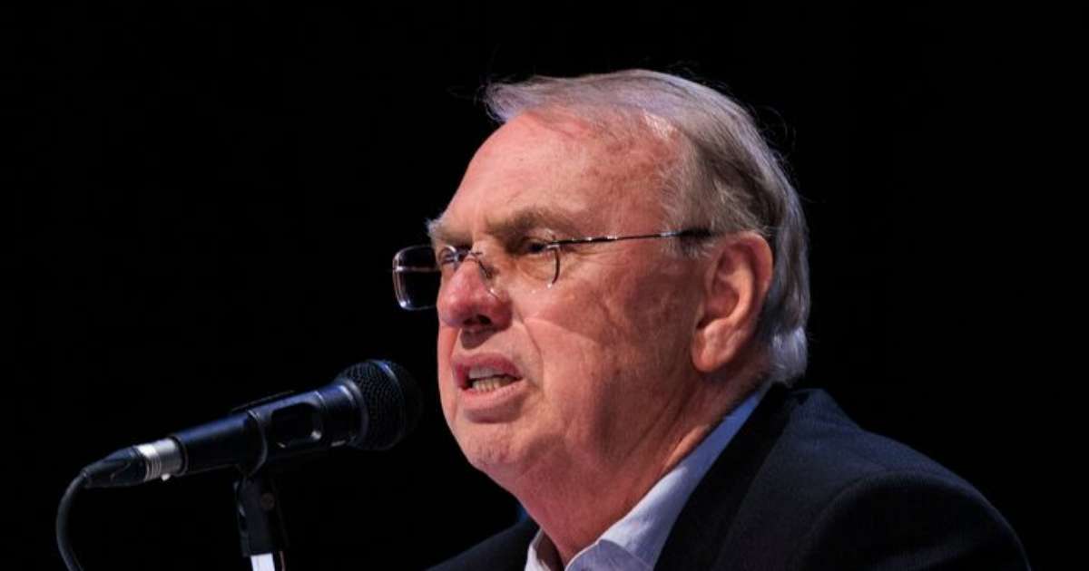 Corinthians convoca reunião para deliberar afastamento de conselheiro após acusações