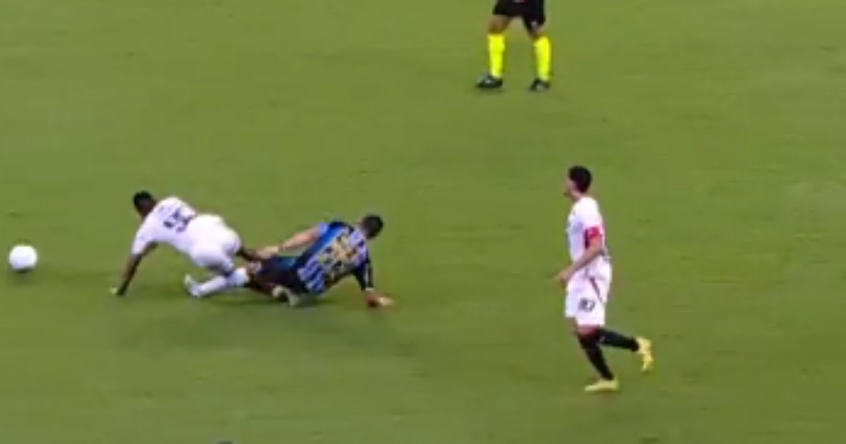 Grêmio Confirma Afastamento de Marlon por Lesão no Tornozelo; Cirurgia Programada para Esta Sexta-feira