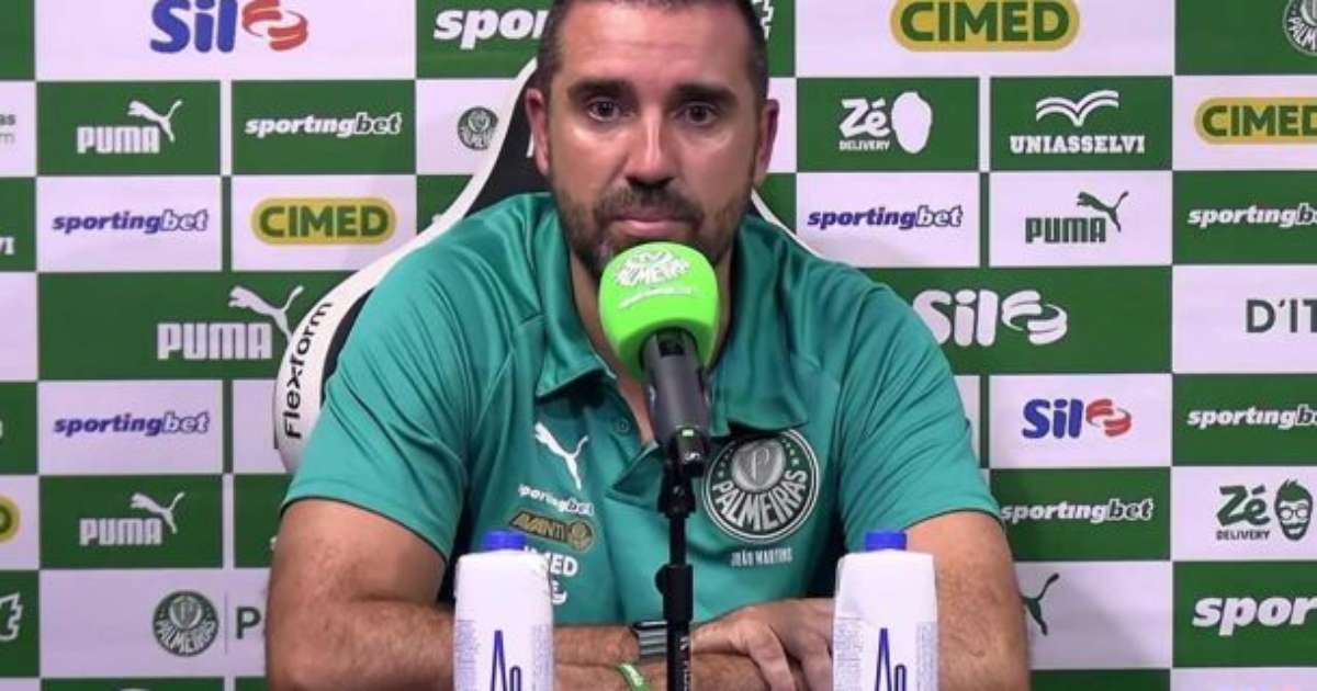 Adaptação de John Arias no Palmeiras: Auxiliar Reflete Sobre a Necessidade de Tempo para a Integração