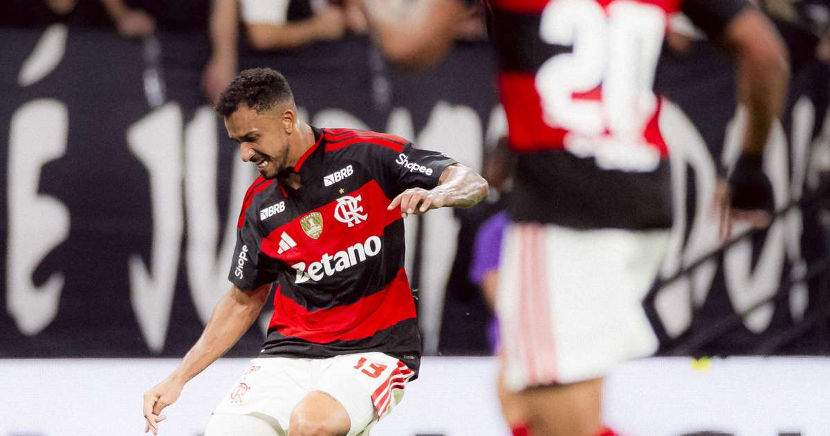 Danilo Analisa Expulsão de Evertton Araújo em Empate Contra o Corinthians