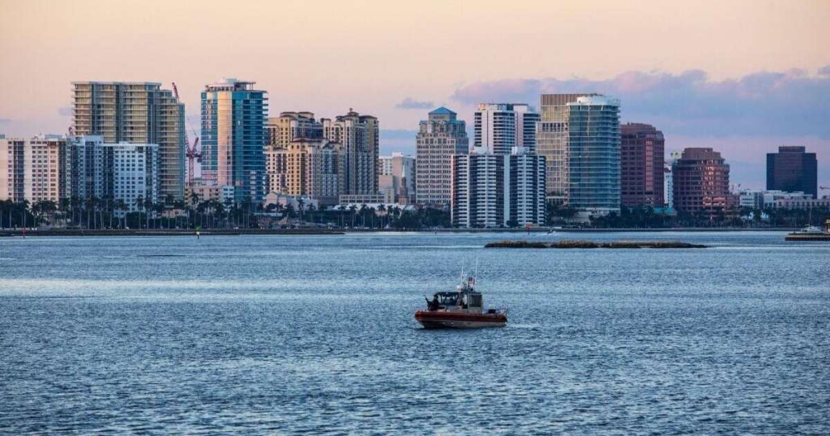 Oposição surpreende e vence em distrito de Trump na Flórida, fragilizando republicanos