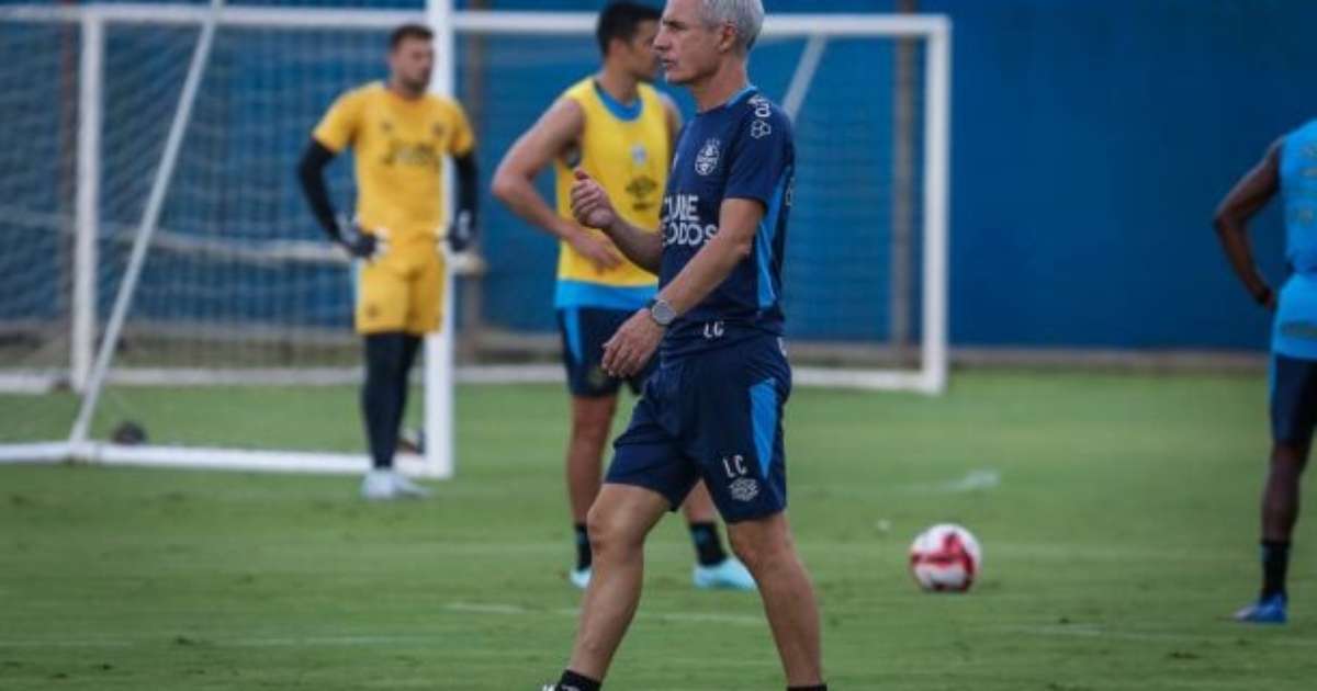 Grêmio prepara mudanças estratégicas para confronto decisivo contra o Palmeiras