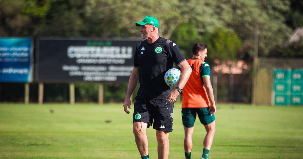 Chapecoense se prepara para enfrentar o Atlético-MG pelo Brasileirão