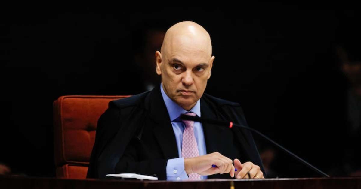 Moraes nega pedido de Bolsonaro para receber os filhos no Dia dos Pais na prisão domiciliar