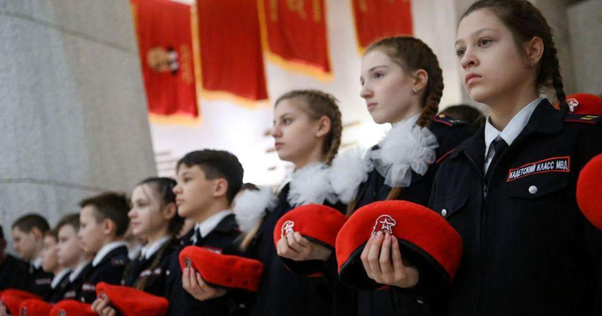 Propaganda nas escolas russas é tema de filme ganhador de Oscar — mas ela funciona?