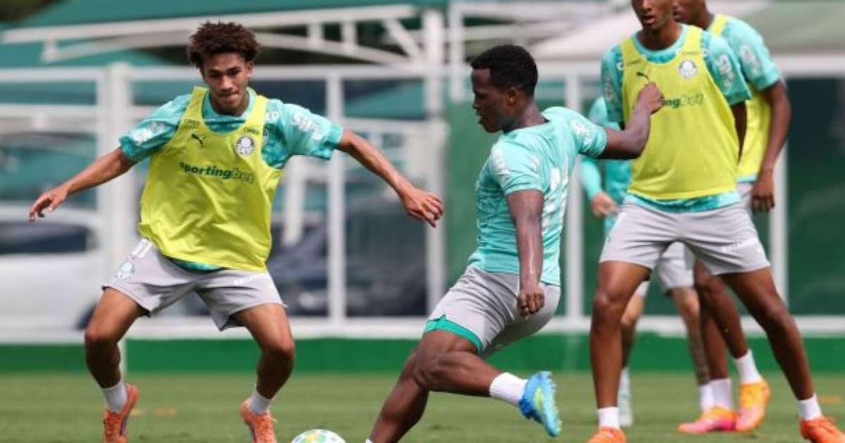 Arias Retorna ao Palmeiras Após Amistosos da Seleção Colombiana para Intensificar Treinos