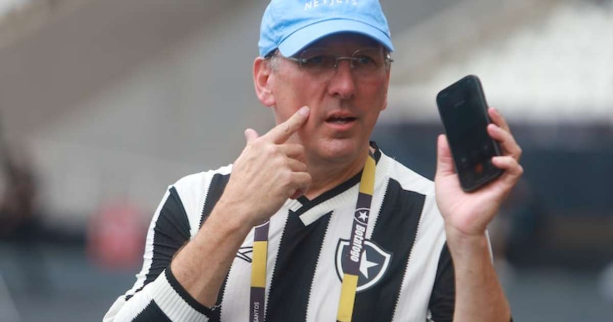 Botafogo aciona Lyon na Justiça e cobra dívida superior a R$ 745 milhões