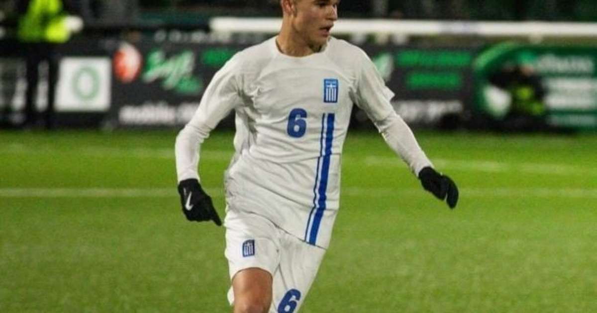 Lembra dele? Cria da Academia faz história e leva a Grécia para o Mundial