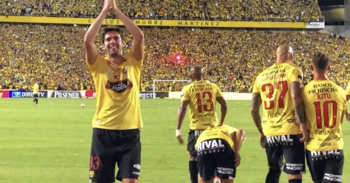 Não é miragem: Del Piero, Kaká e Ronaldinho Gaúcho já vestiram camisa de time da Libertadores