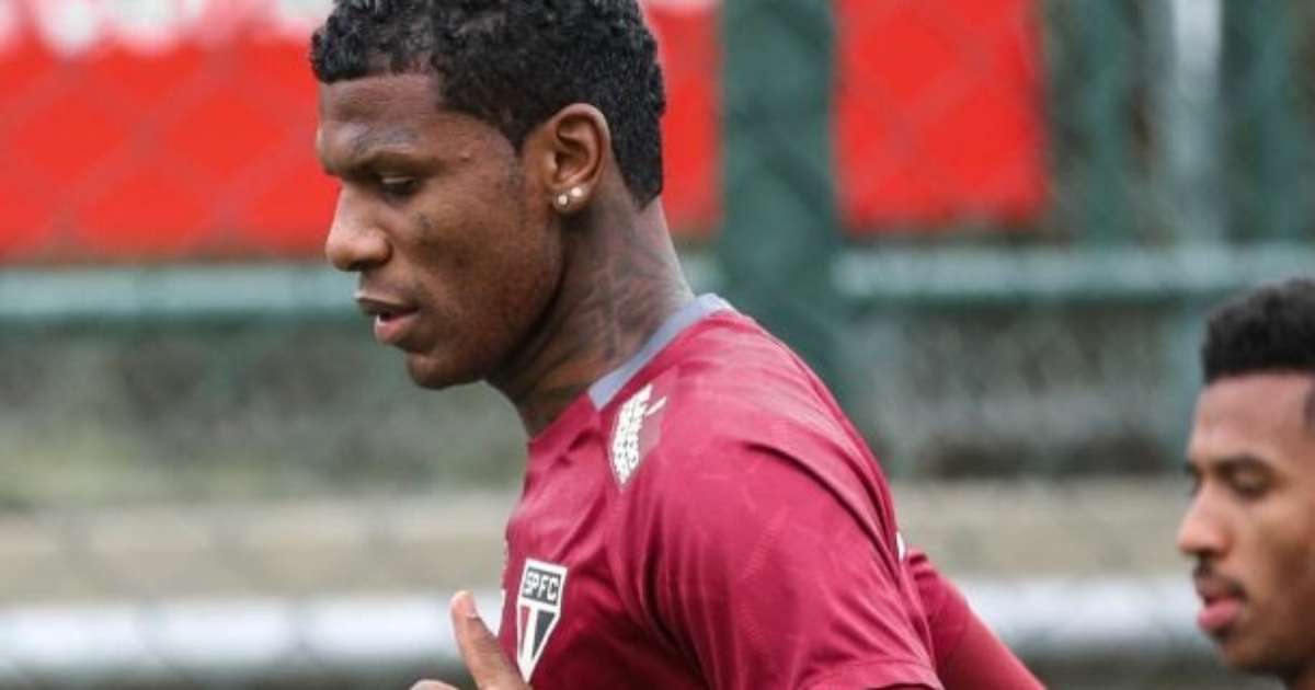 São Paulo inicia processo de rescisão contratual com Arboleda