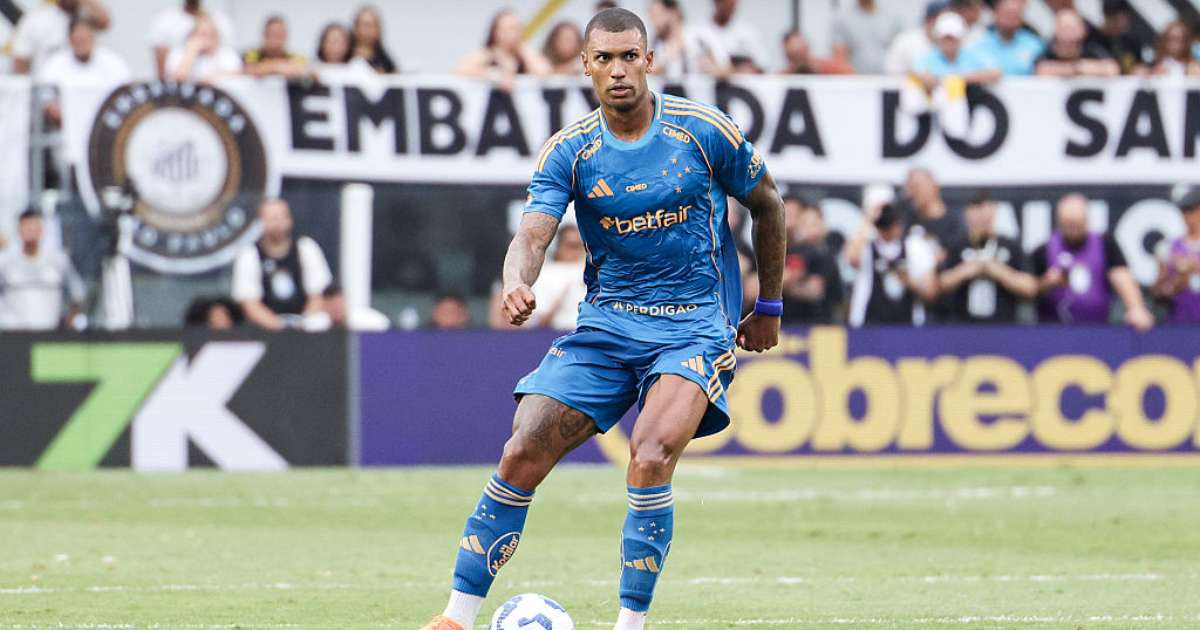 Jogadores do Cruzeiro Comentam Afastamento de Walace: Conversa Informal entre Amigos