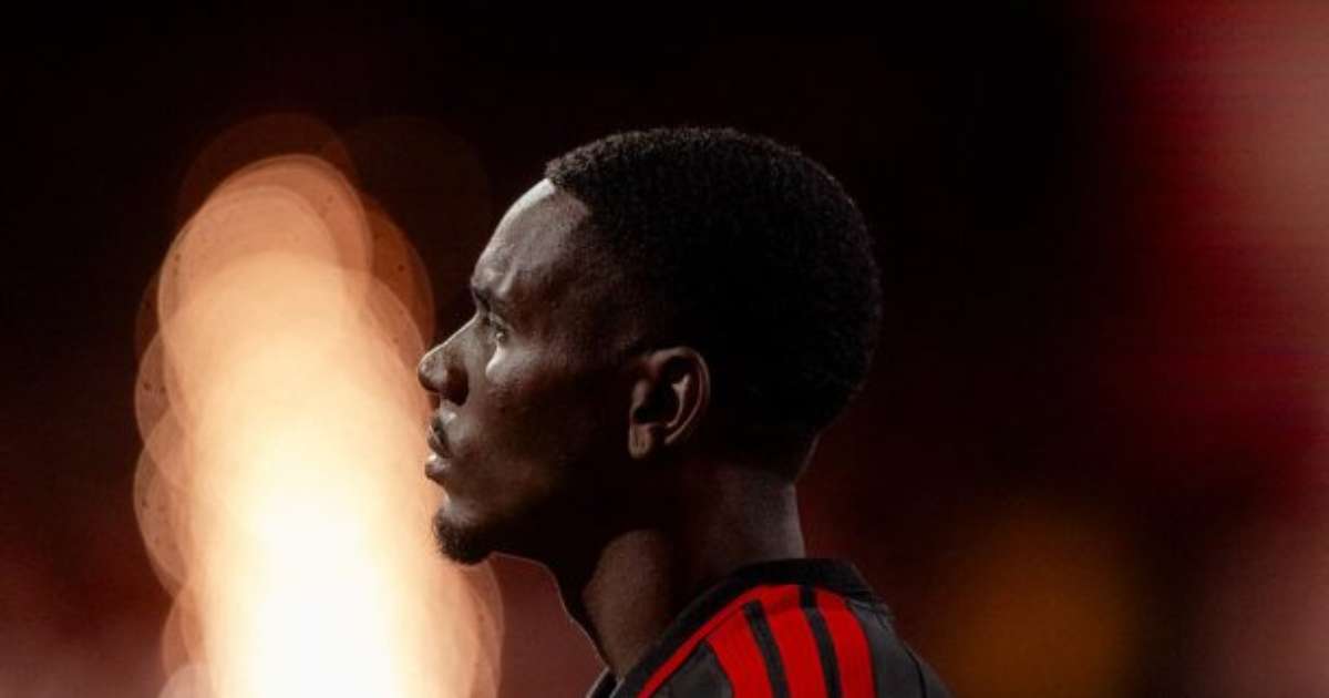 STJD absolve Evertton Araújo de expulsão contra o Corinthians