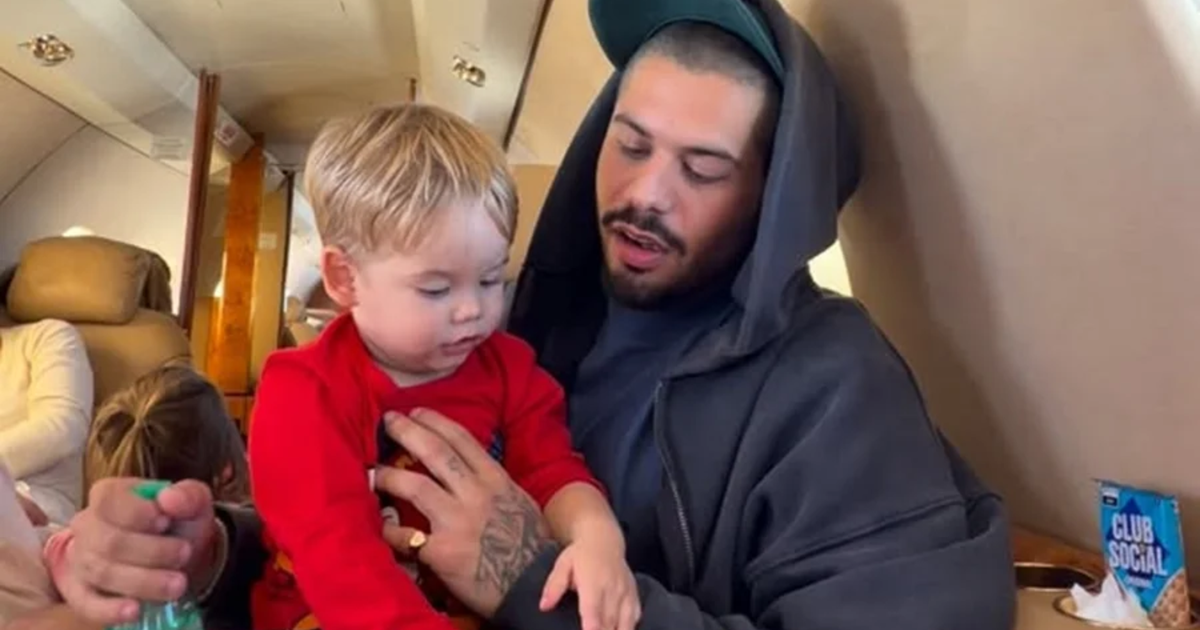 Zé Felipe mostra reencontro com filhos em vídeo emocionando fãs