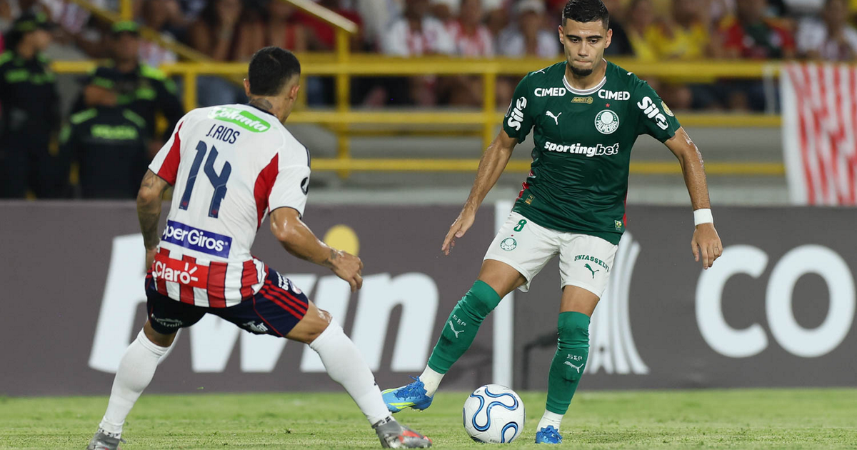 Palmeiras enfrenta revés inicial e empata na abertura da Libertadores