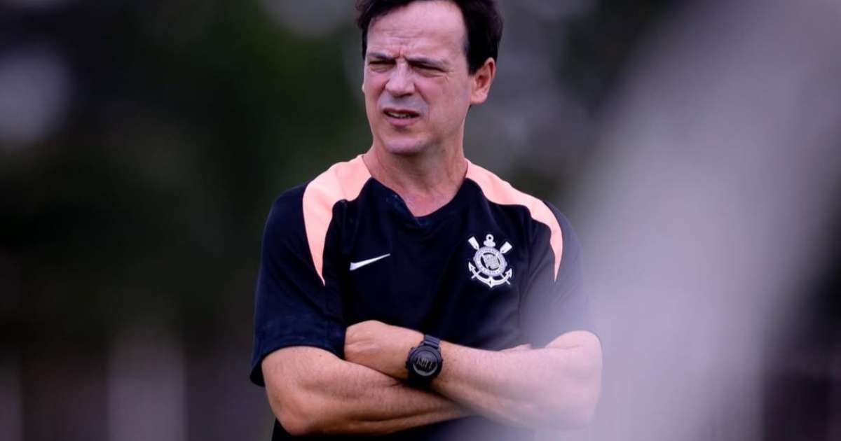 Diniz prepara estreia no Corinthians: confira a provável formação contra o Platense