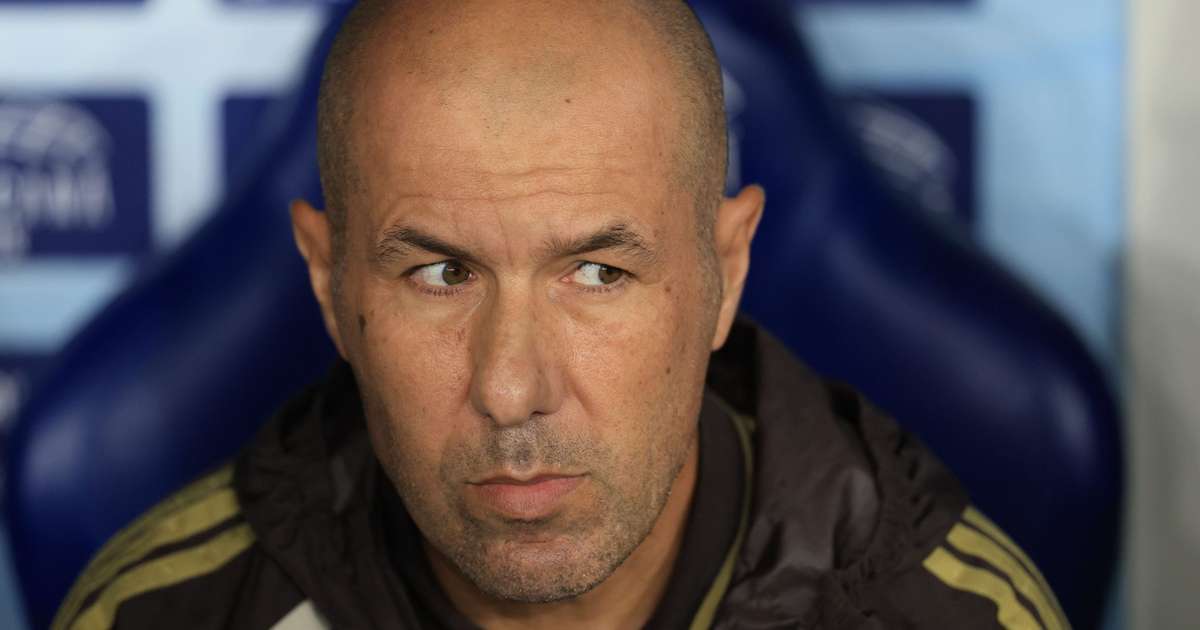 Leonardo Jardim elogia talento de meia e projeta novas oportunidades no Flamengo