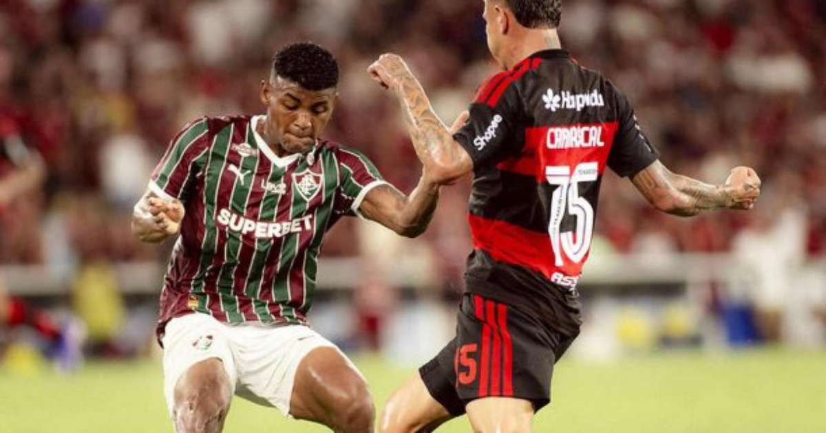 Carrascal é expulso em clássico e pode pegar gancho pesado por reincidência