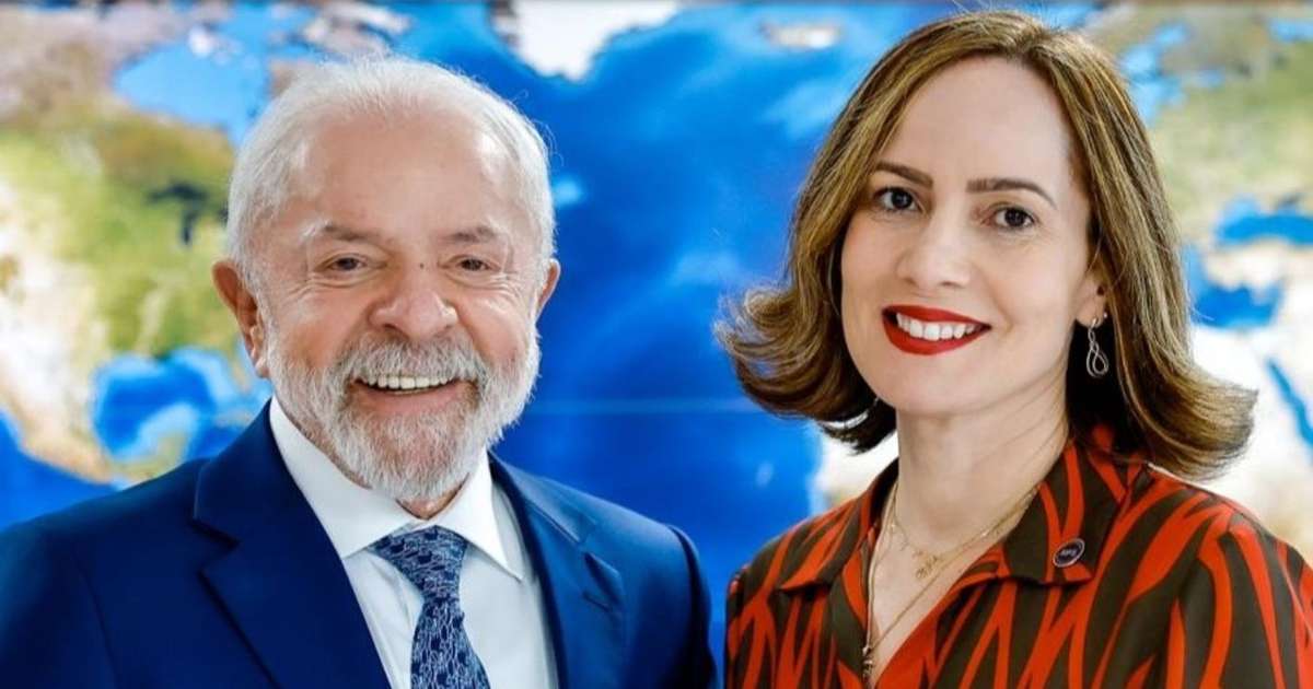 Presidente do INSS é demitido e servidora de carreira é nomeada pelo governo