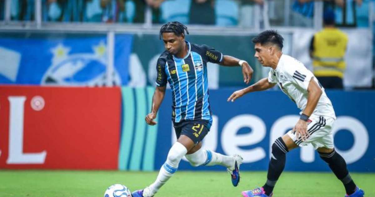 Grêmio supera Deportivo Riestra em jogo complicado e mantém esperanças na Sul-Americana