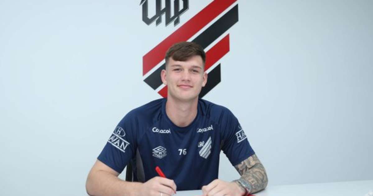 Athletico renova com goleiro ucraniano que deixou o país por causa da guerra