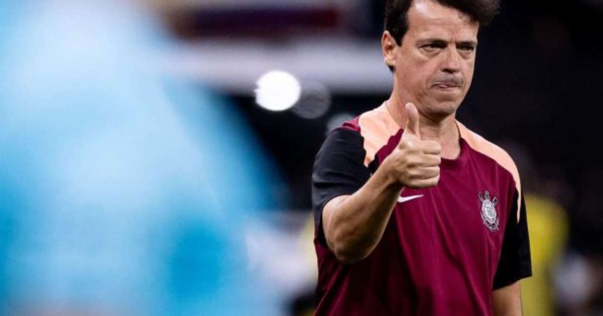 Diniz defende a continuidade na formação do Corinthians: 