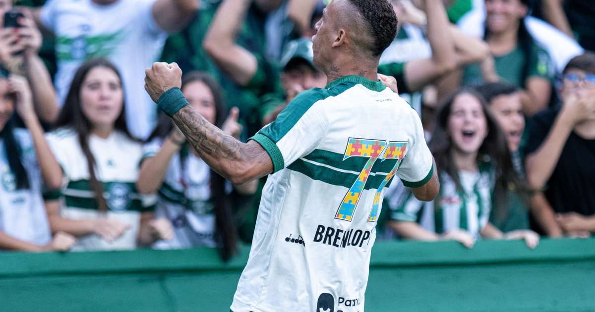 Em casa, Coritiba derrota  Atlético-MG  e acaba com sequência de quatro tropeços