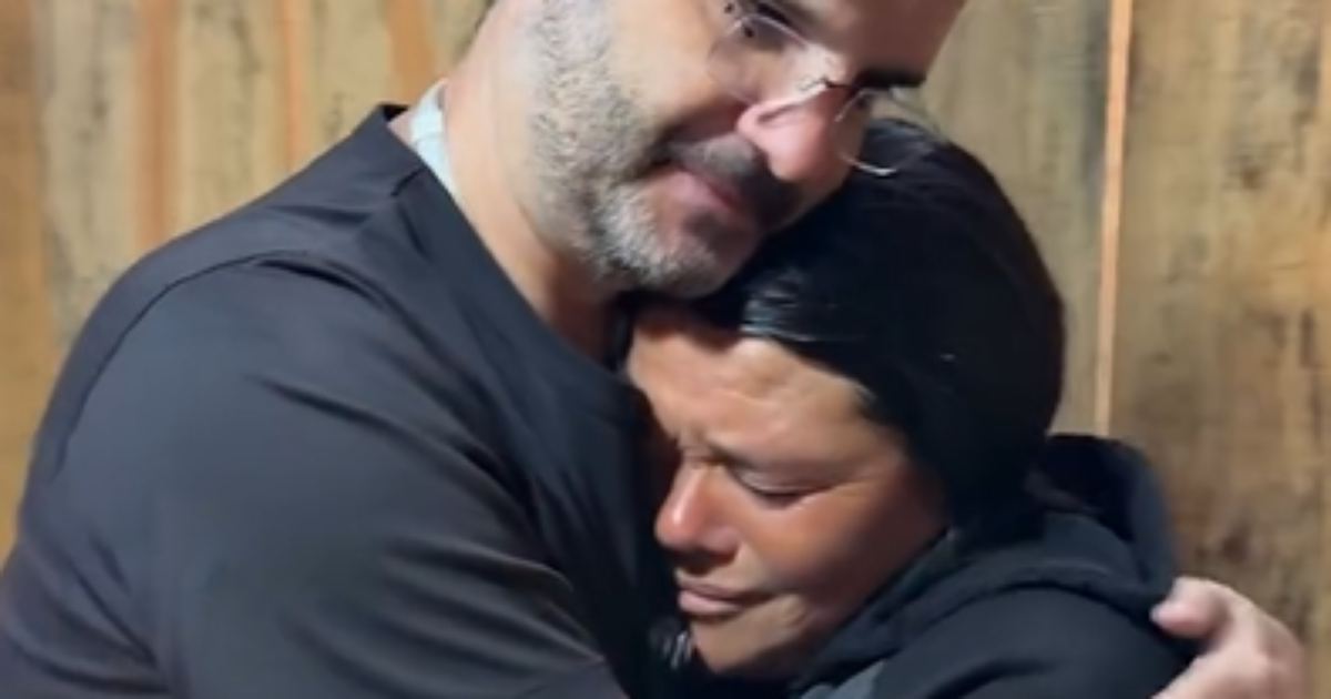'Moço do te amo' encontra mãe de 9 filhos e cria Vakinha após ver casa ...