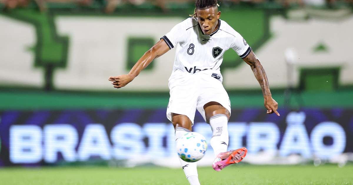 Danilo, do Botafogo, é cobiçado por clubes europeus