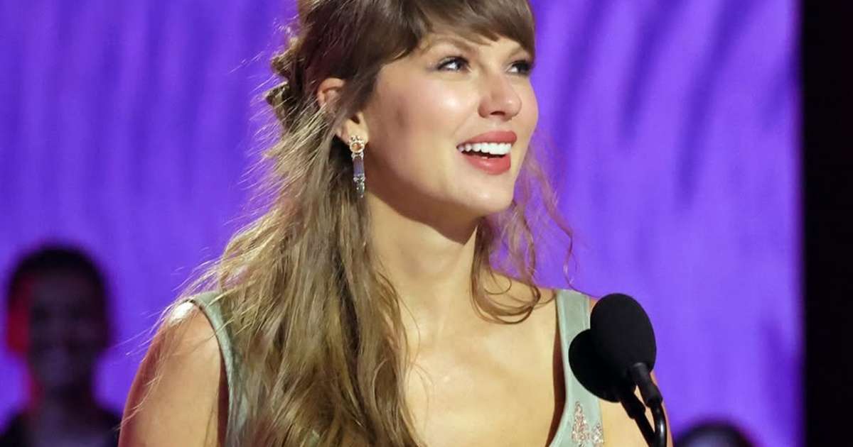 Taylor Swift é, oficialmente, a artista mais ouvida da história do Spotify