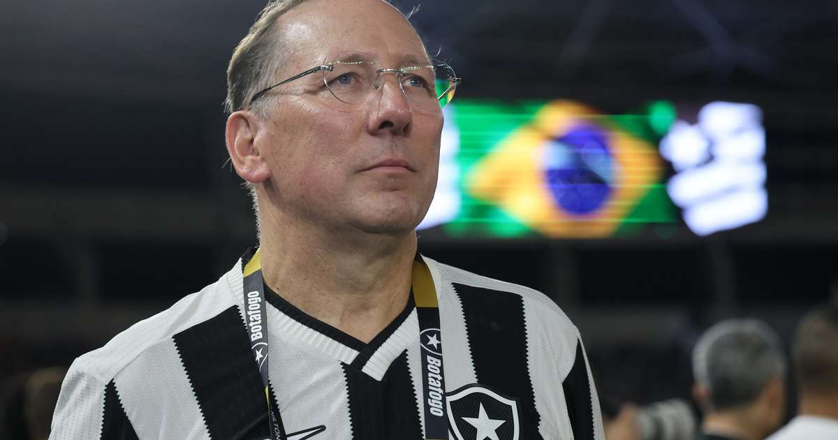 Botafogo se posiciona contra afastamento de Textor e busca reversão