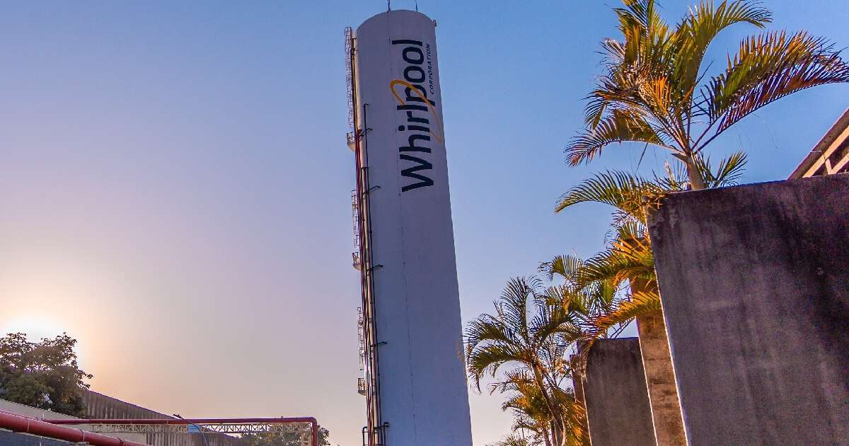 De nada adiantou aumentar a jornada de trabalho; multinacional fecha fabrica na Argentina para abrir em São Paulo