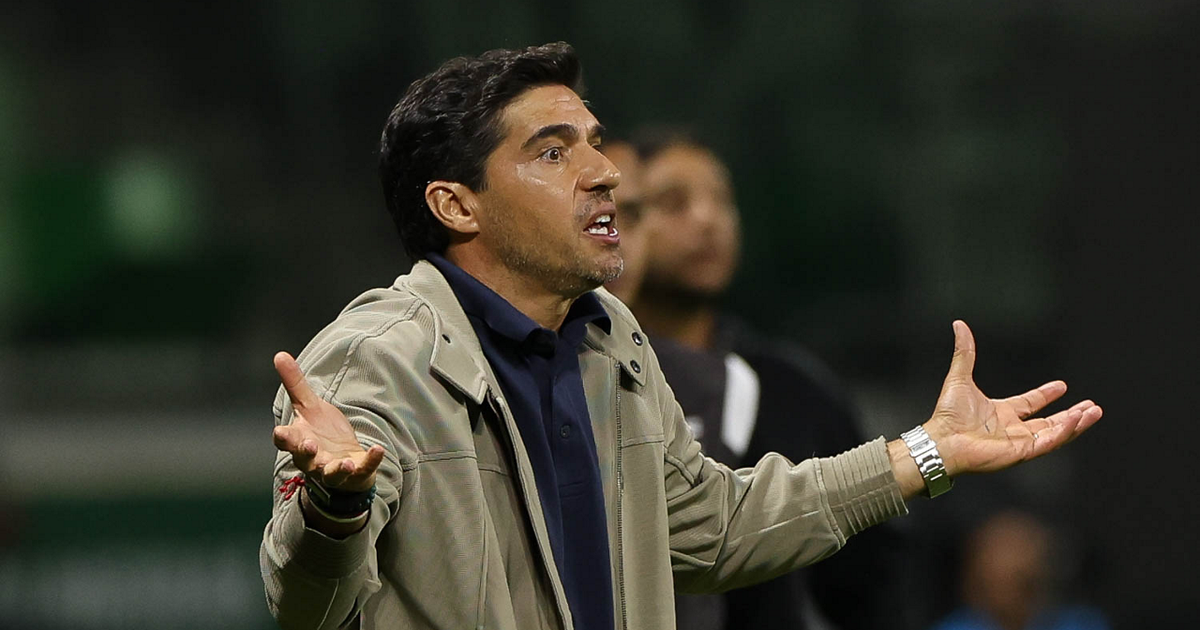 Vitor Roque: Abel Ferreira Reflete sobre os Desafios do Início de Temporada com Lesão do Atacante