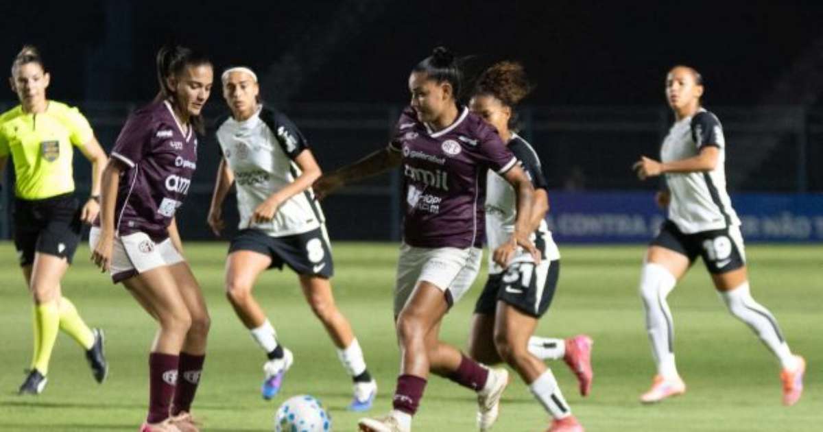 Corinthians derrota Ferroviária e assegura liderança no Brasileirão Feminino