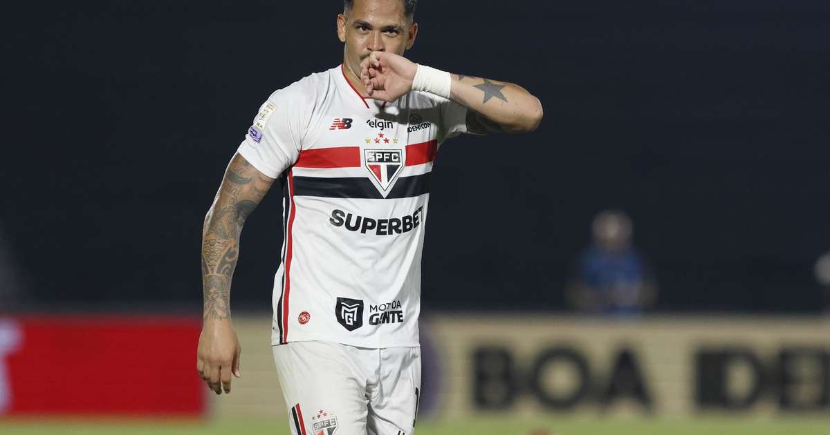 Luciano supera Rogério Ceni após gol da vitória contra o Mirassol