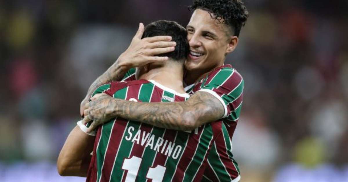 JK marca no fim, e Fluminense vence a Chape no Maracanã