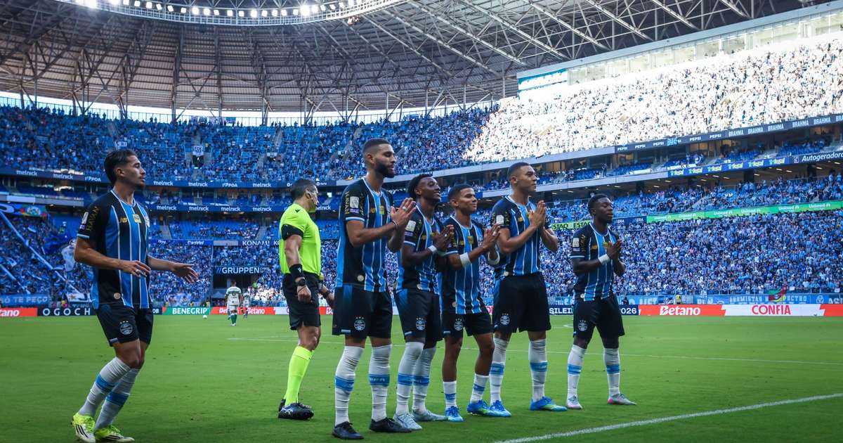 Grêmio vence Coritiba e encerra jejum no Brasileirão