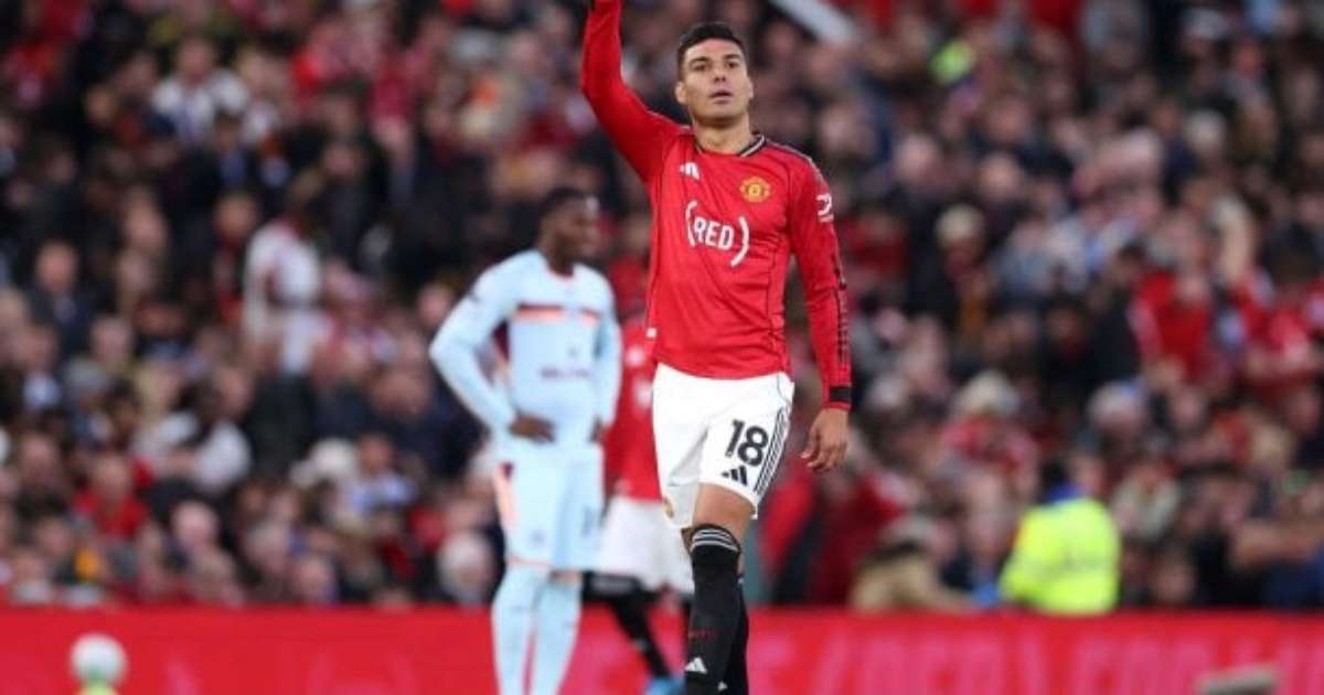 Manchester United vence o Brentford e se firma no G3 da Premier League