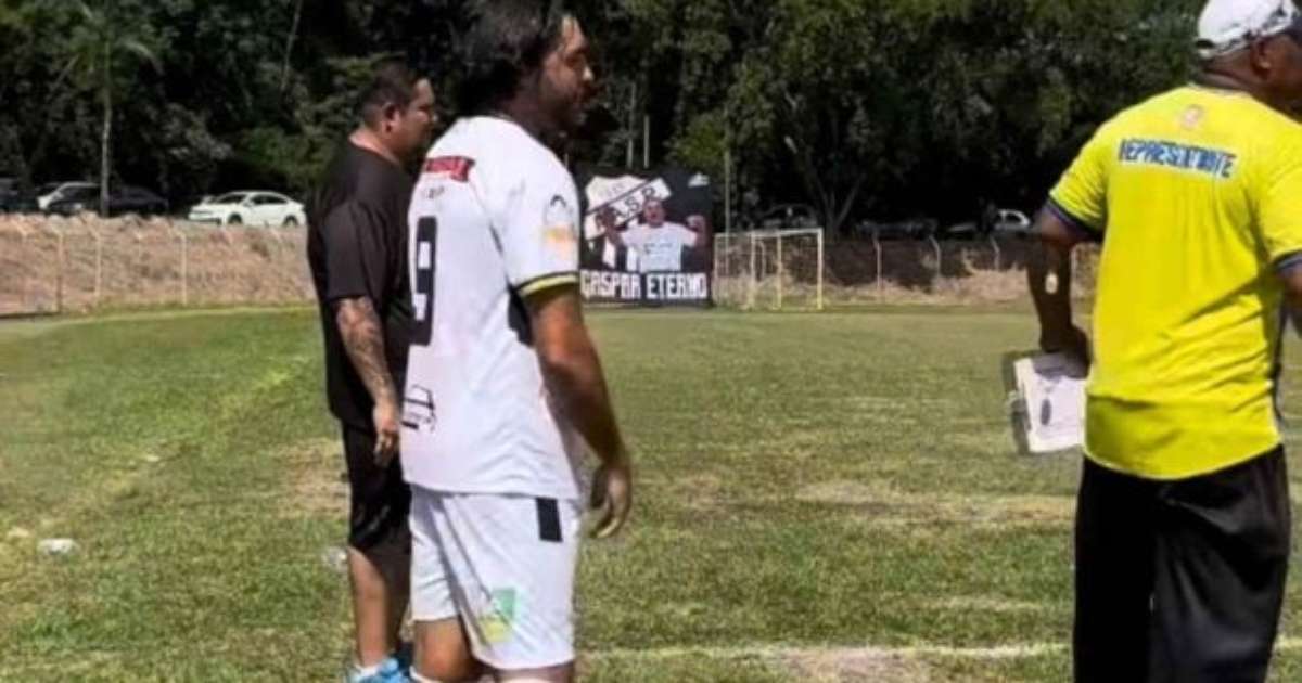 Lembra dele? Ídolo do Cruzeiro, Ricardo Goulart estreia no futebol amador três anos após aposentadoria