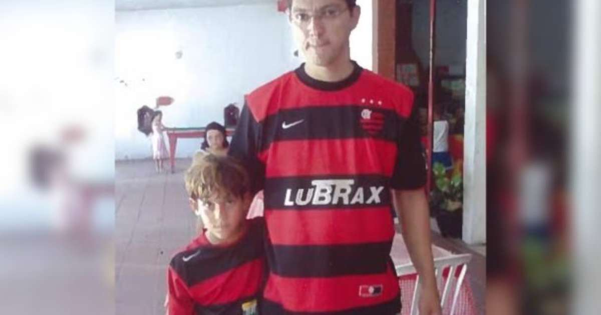 Pai de Pedro Registra Gols e Almeja Lugar na Galeria dos Ídolos ao Lado de Zico