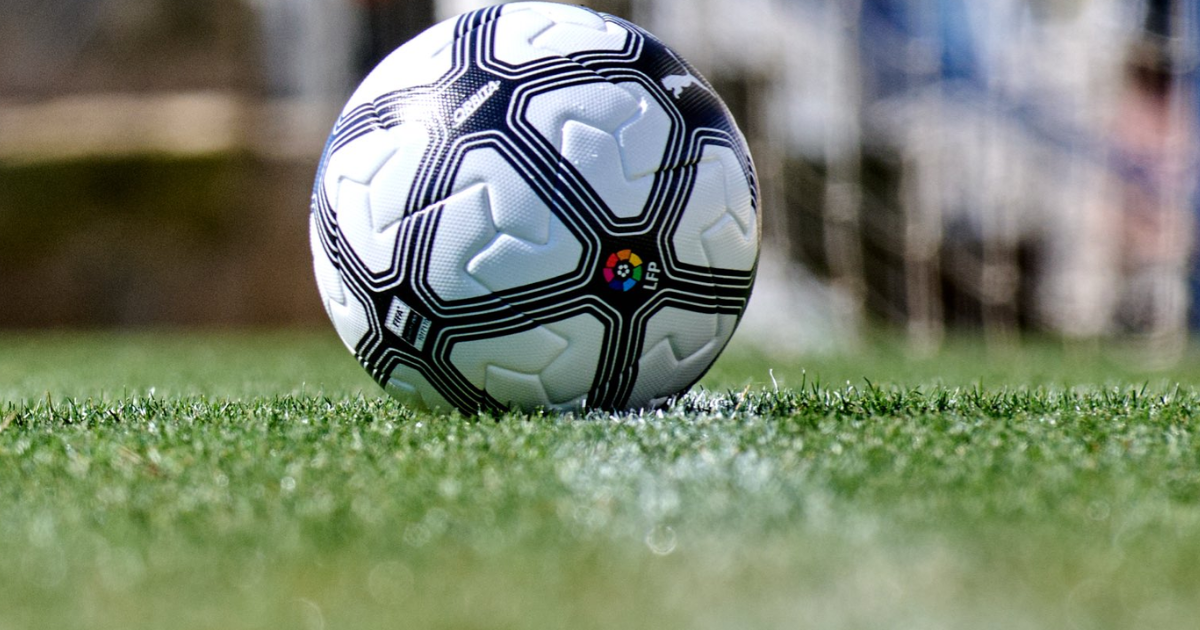 Aos 70 anos, goleiro voltará aos gramados e fará jogo oficial na Espanha; entenda