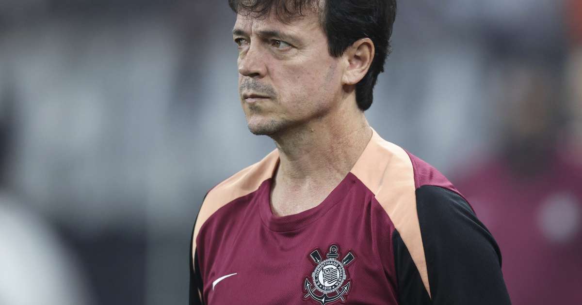 Corinthians de Diniz chega ao 7º jogo sem sofrer gols e treinador explica: "A marcação é uma das armas que a gente tem"