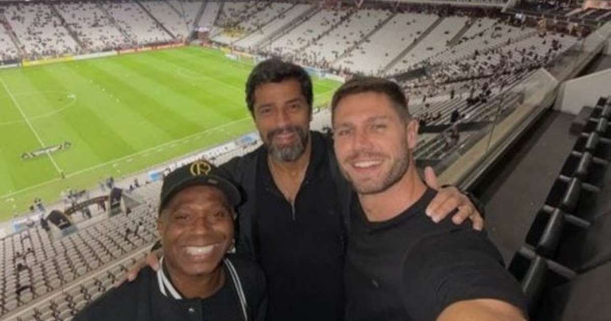 Edílson Capetinha promove encontro de ex-BBBs no duelo do Corinthians