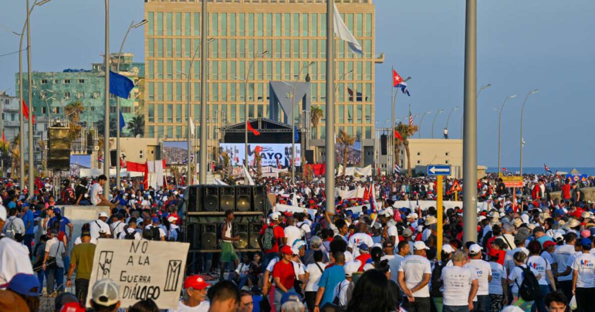 Trump endurece sanções contra Cuba e ameaça assumir a ilha após guerra contra Irã
