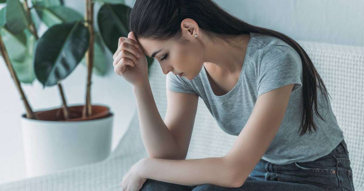 Nó na garganta: por que a emoção trava sua voz e o que o corpo faz em silêncio para reagir ao estresse
